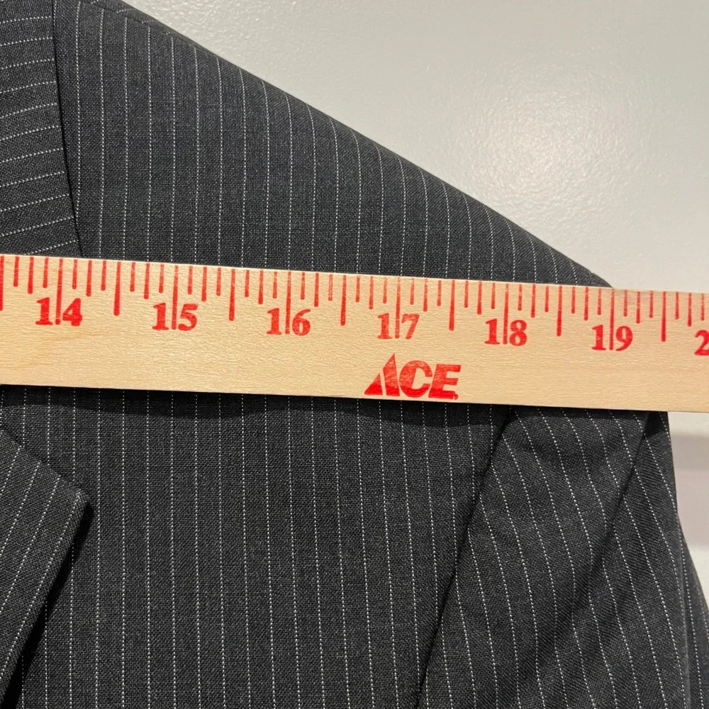 Jos A Bank Signature Collection Suit Dark Navy Fineline 40R Wool Blend 2-Piece